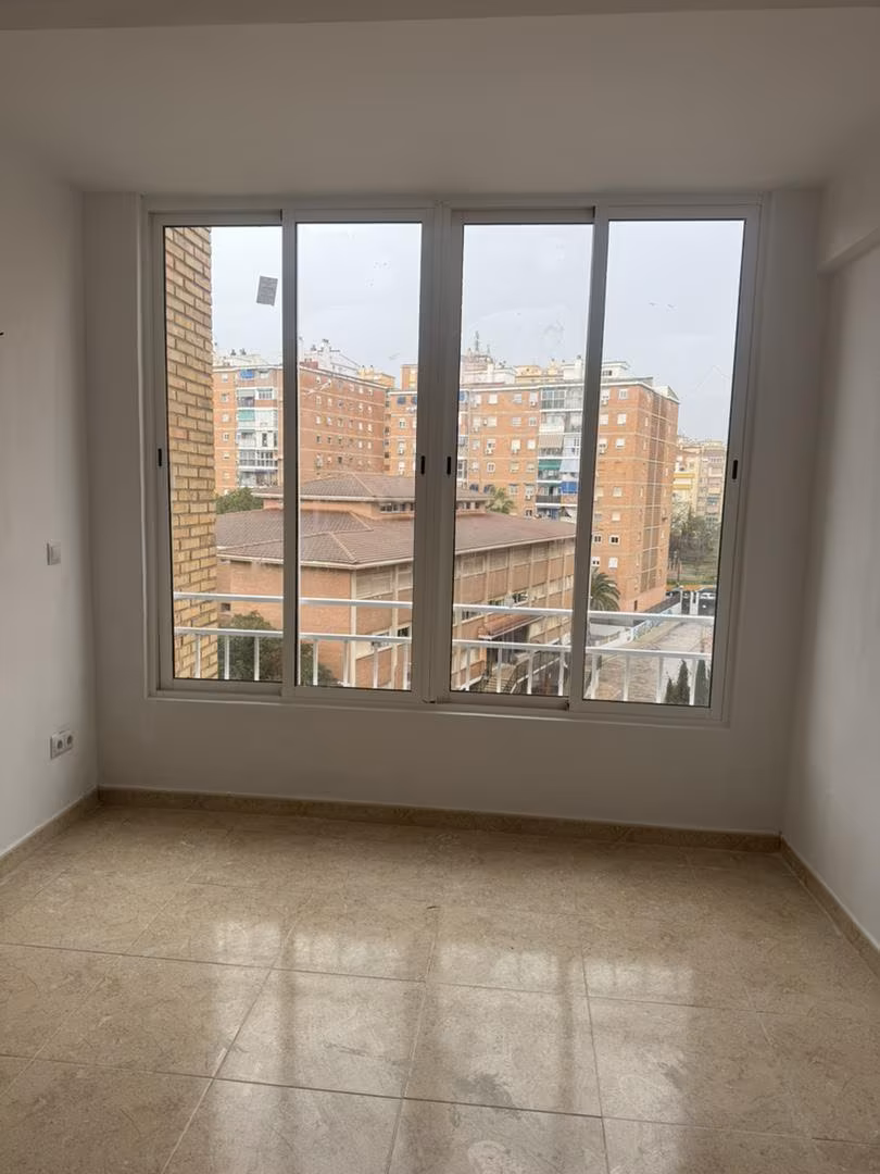 Piso en  Calle Ingeniero la Cierva 11