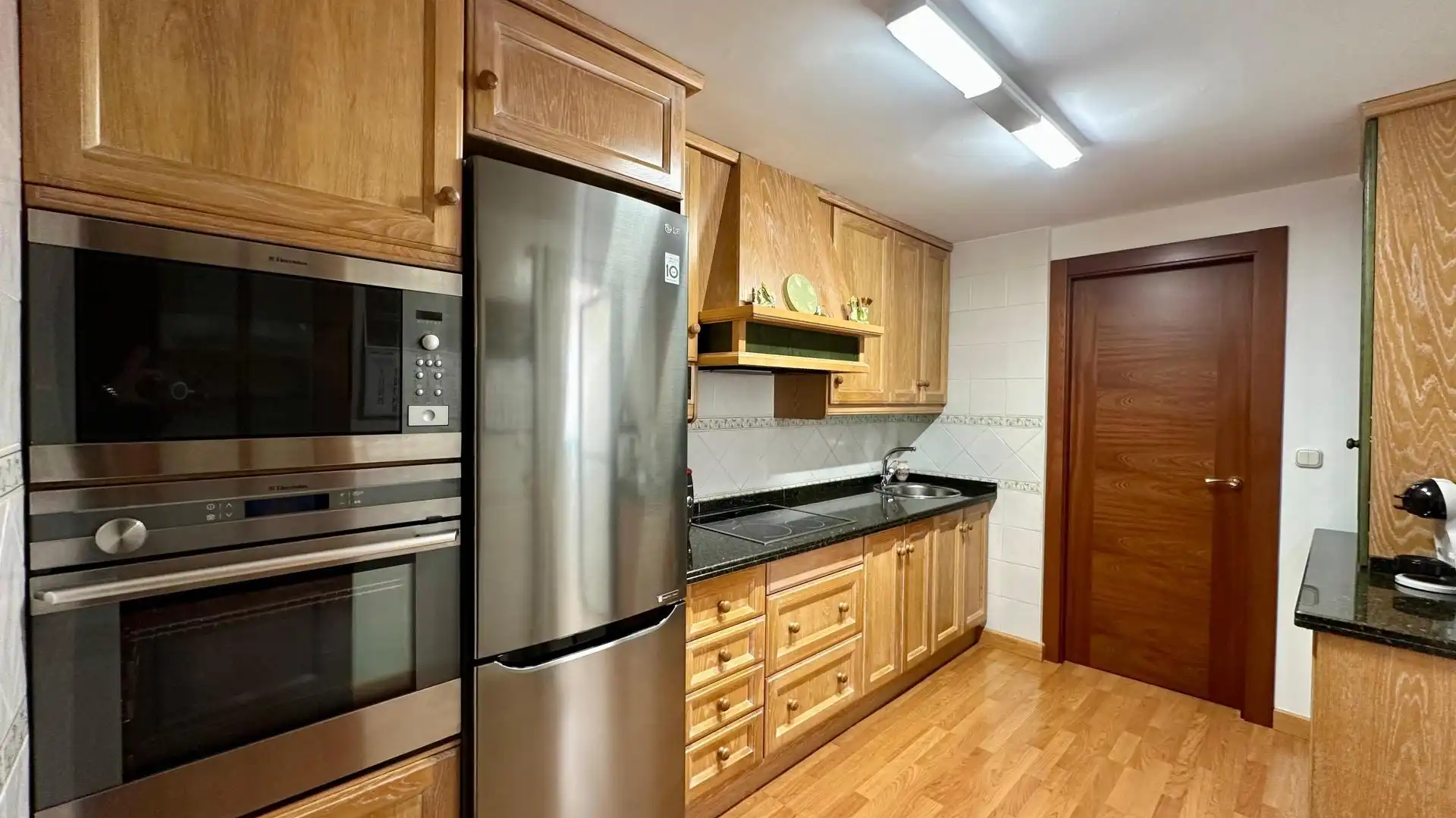 Piso en  Calle Torre de Peralada 3 - Foto 4