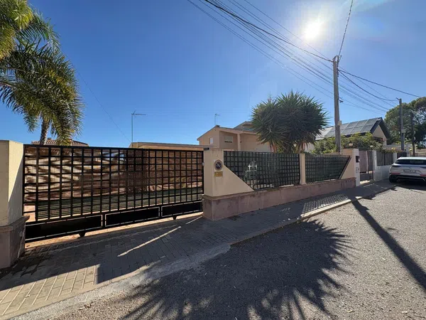 Casa o chalet independiente en Avenida de las Palmeras I, 4, El Mojón, El Mojón - Foto 2