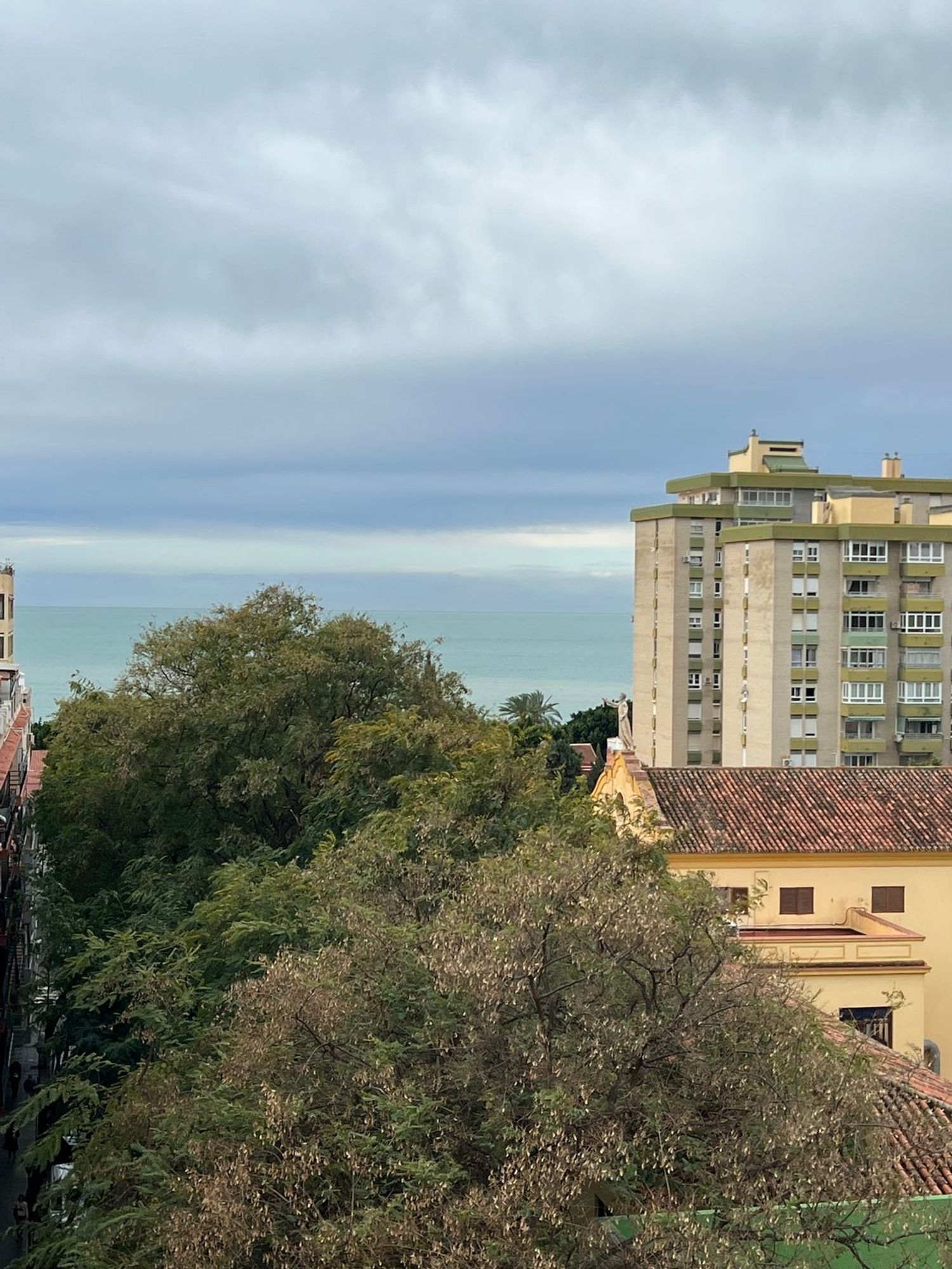 Piso en Av Juan Sebastian Elcano, El Palo - Foto 3