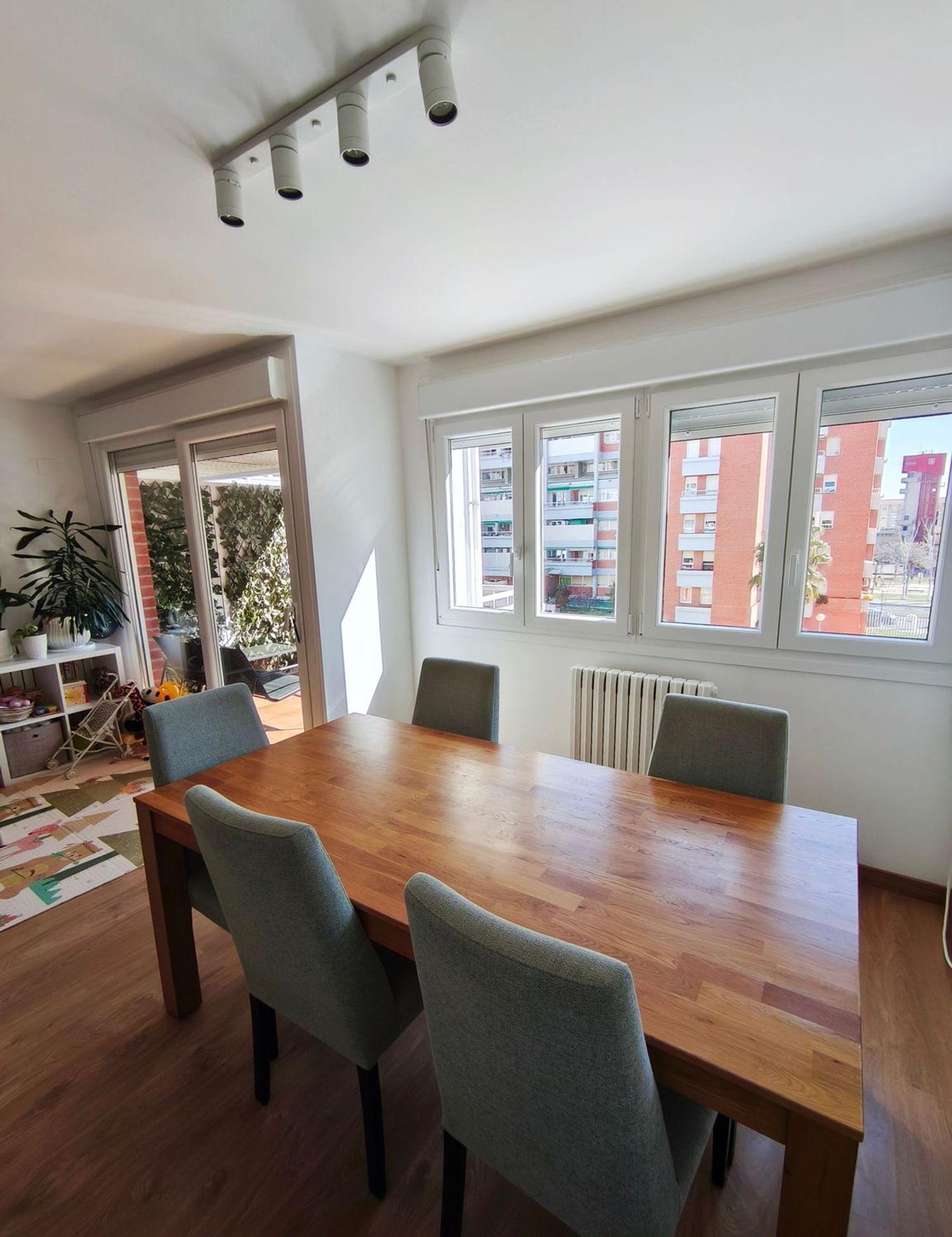 Dúplex en Urb. sí Barrio Salvador Allende-Parque Goya-Zorongo - Foto 1