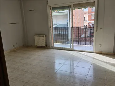 Piso en  Carrer Germanes Torrell 18 - Foto 3