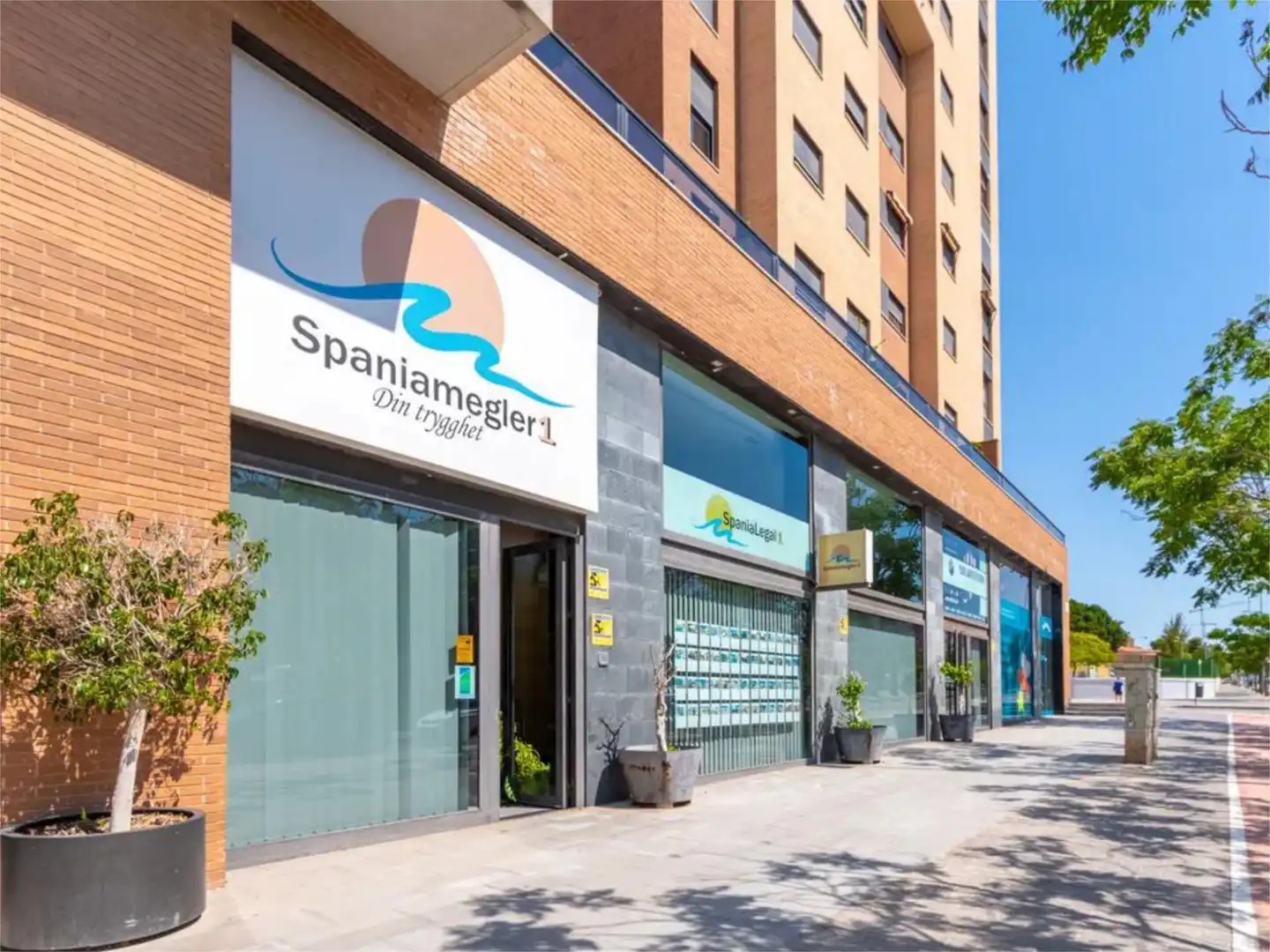 Local comercial en  Avenida del Doctor Jiménez Díaz 11 - Foto 10