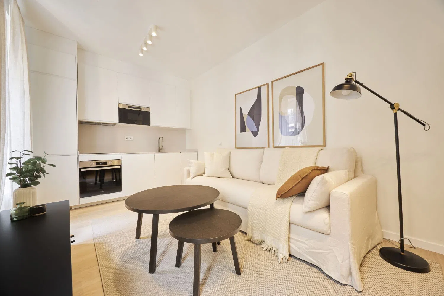 Piso en calle de Rodas - Foto 2