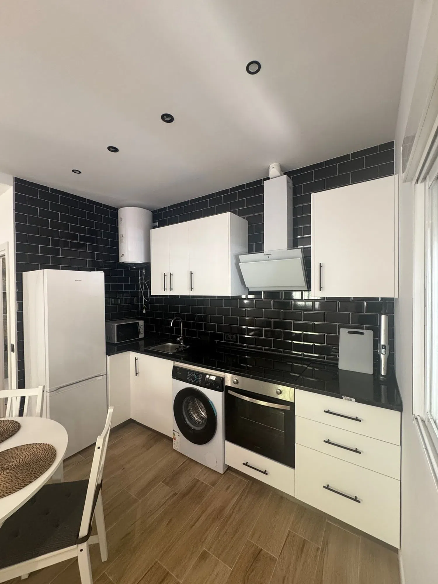 Estudio en Grupo los Millones, 6 - Foto 3