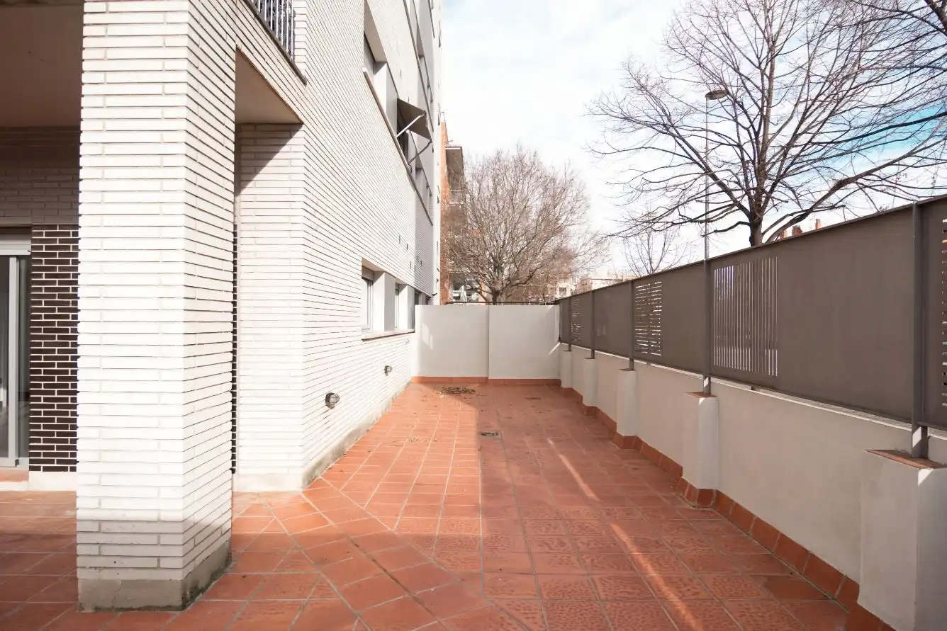 Piso en  Carrer de Pau Casals - Foto 3