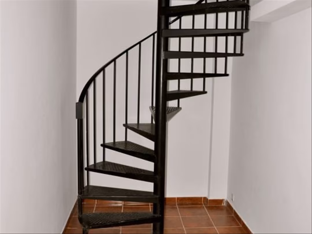 Local comercial en  Carrer d'Àngel Guimerà 45 - Foto 2