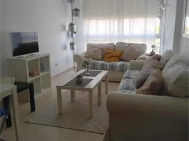 Piso en Reina Mercedes - Foto 1