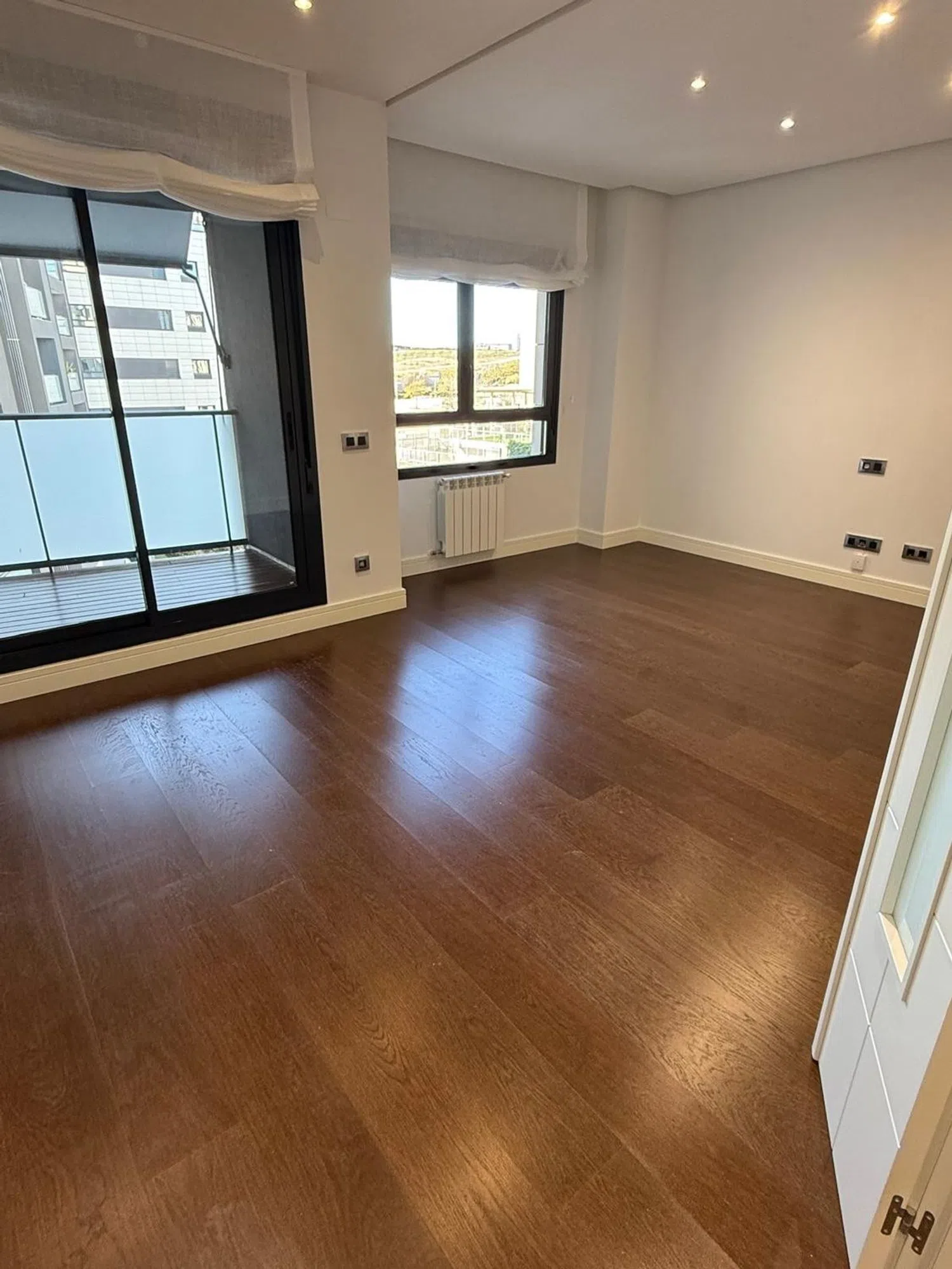 Piso en calle de María de las Mercedes de Borbón, 116 - Foto 1