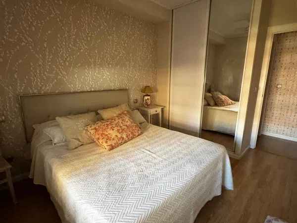 Piso en Calle de la Reina Fabiola, 37, Parque Miraflores - Foto 1