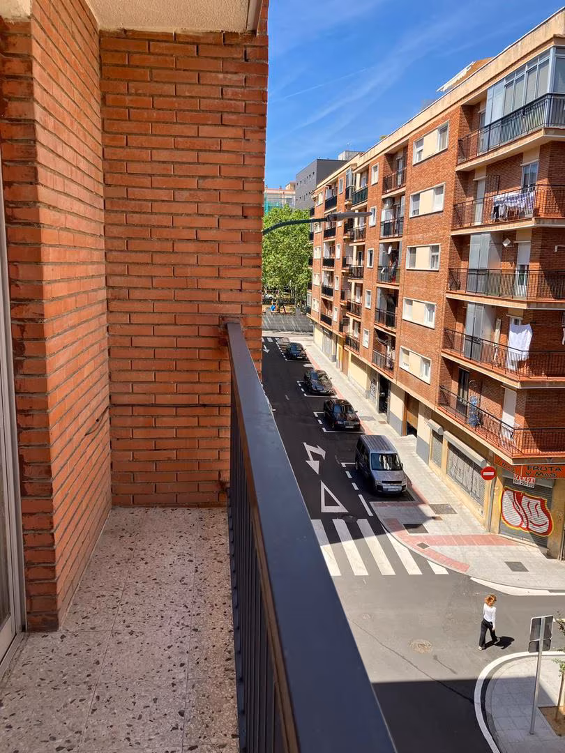 Piso en  Calle Vista Alegre 12
