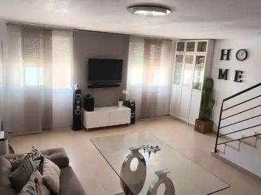 Dúplex en  Calle Luis Pérez Ponce 27 - Foto 6