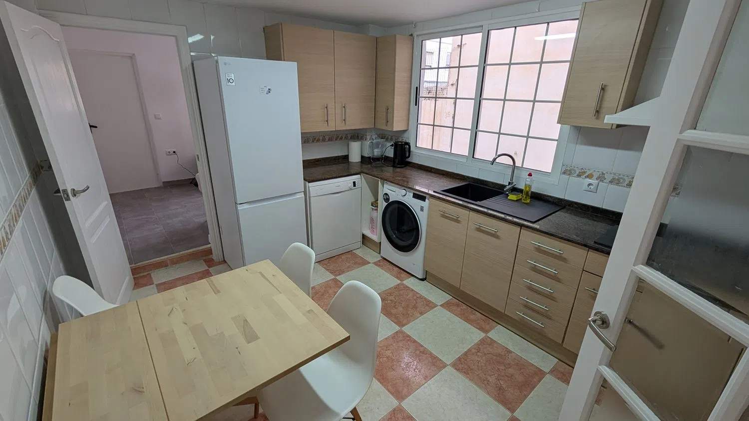 Piso en calle d' Antonio Ponz, 9 - Foto 3