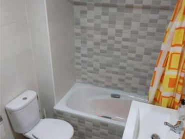 Piso en Barrio San Luis - Foto 9