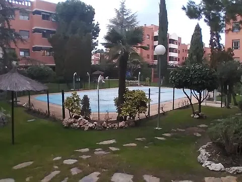 Piso en avenida de Europa, 7