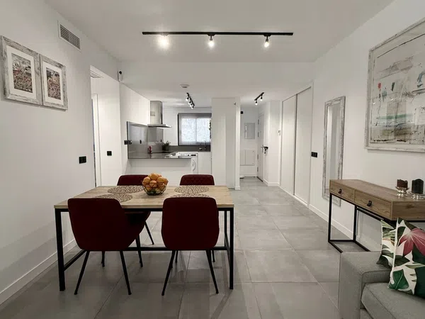 Casa independiente en avenida Marqués del Duero, 19 - Foto 1