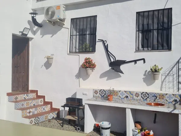 Casa rural en Lagar Quemado s/n, Huerta Nueva - Jardín de Málaga - Foto 1