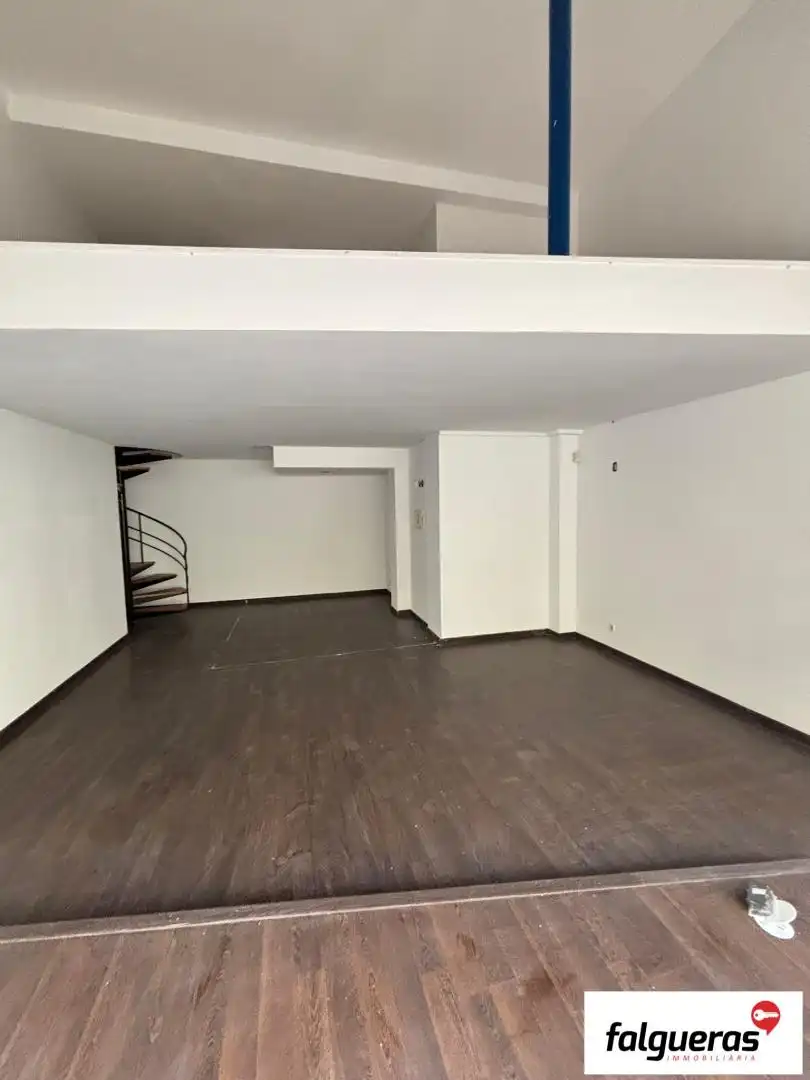 Local comercial en  Pi i Margall 36 - Foto 2