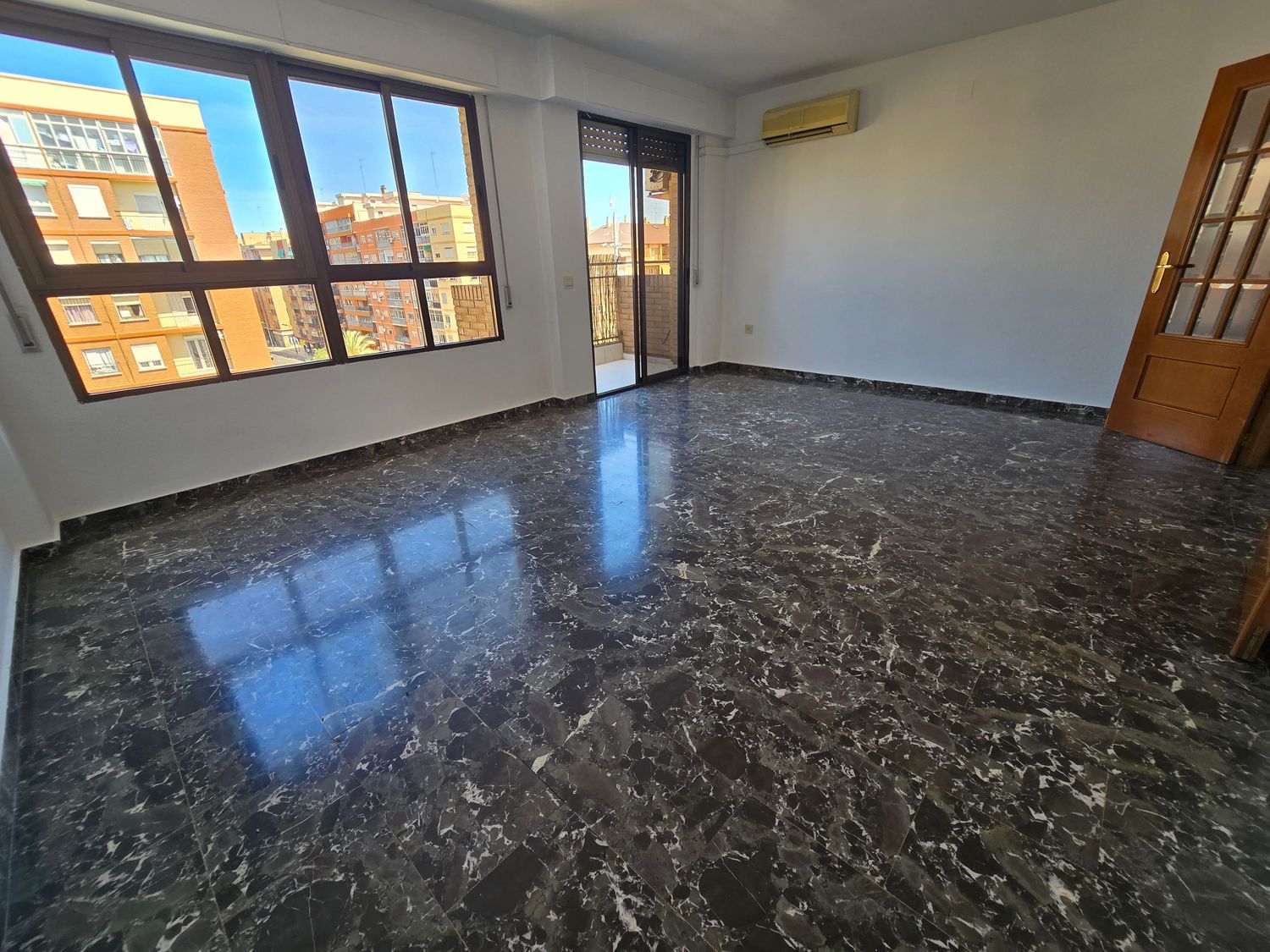 Piso en Avenida del Doctor Peset Aleixandre, Benicalap - Foto 3