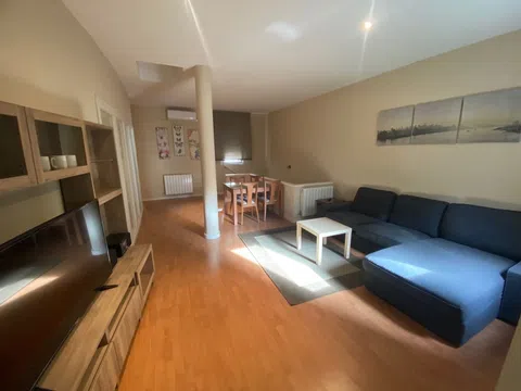 Piso en calle de Castelar, 23