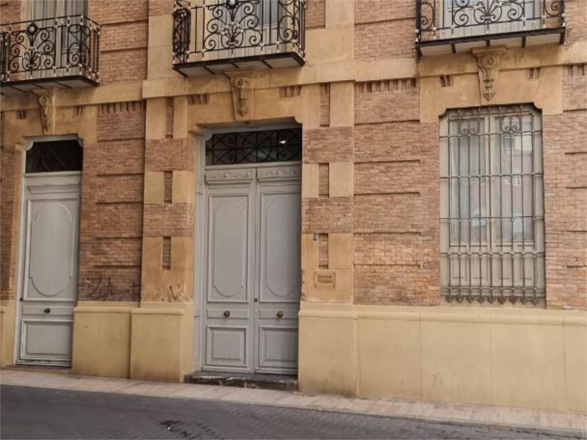 Piso en  Calle Sánchez Madrigal 9