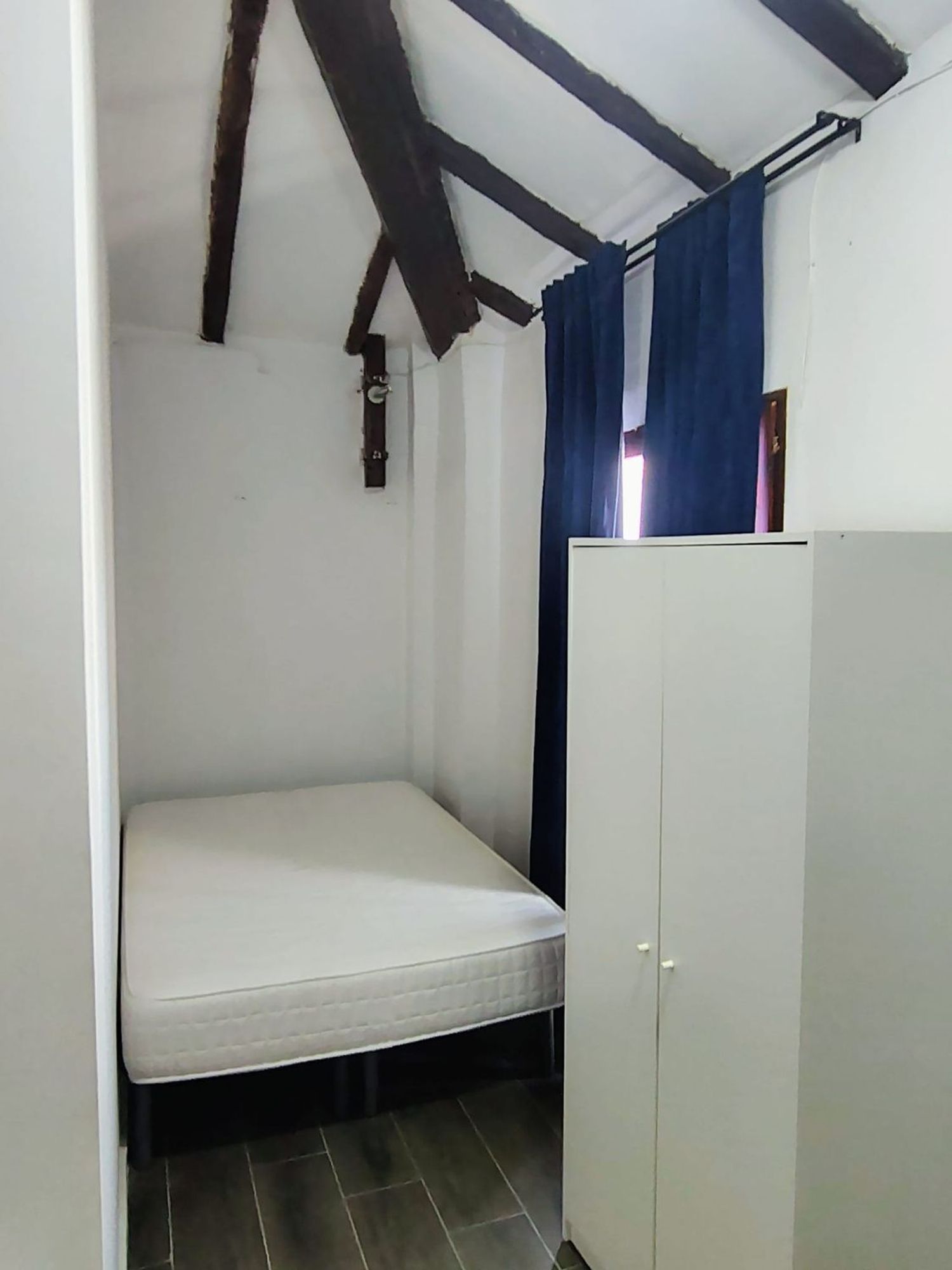 Estudio en Calle de Sant Agusti, 20 - Foto 6