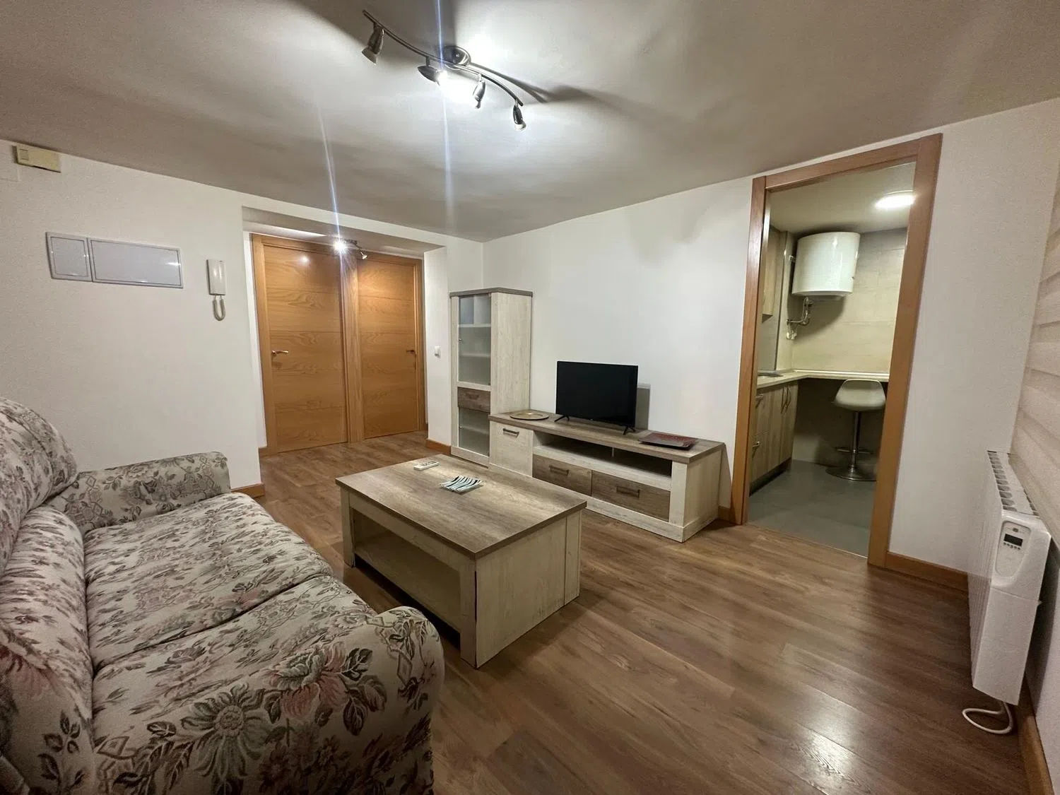 Piso en calle de Granados, 39 - Foto 1