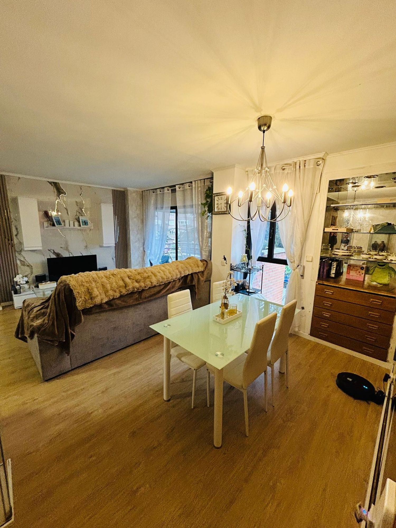 Piso en calle de Melchor Fernández Almagro, 21