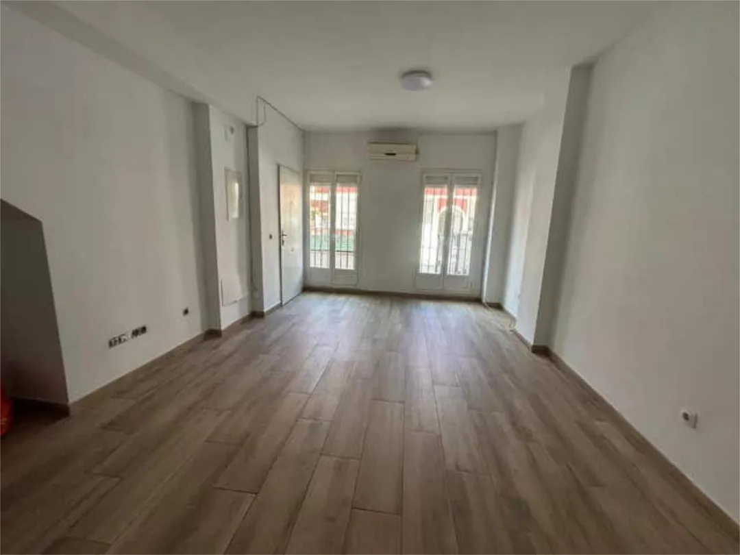 Piso en Cerro-Amate - Foto 1