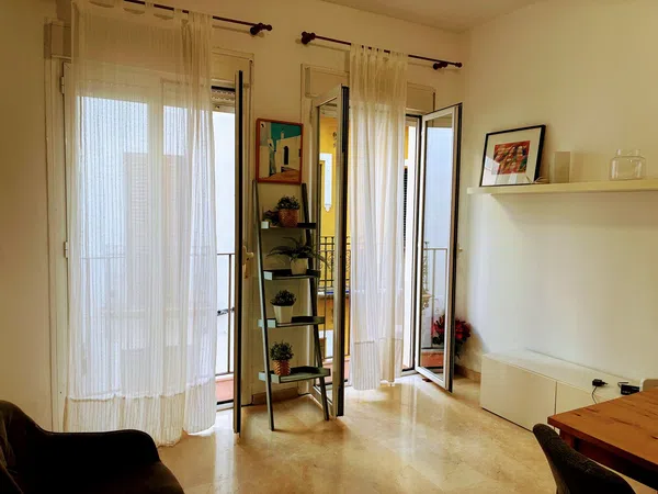 Piso en calle San Bernardo, 6 - Foto 2