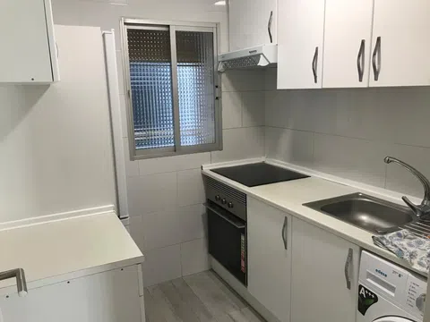 Piso en calle de Puentedeume, 2