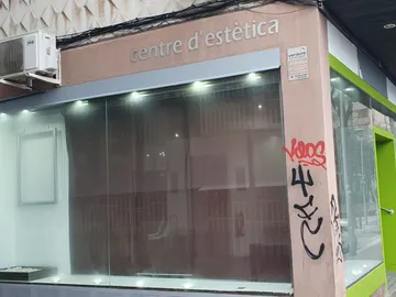 Local comercial en  Avinguda d'Europa 217 - Foto 2