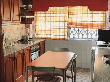 Piso en  Calle Párroco Antonio Gómez Villalobos 152 - Foto 2