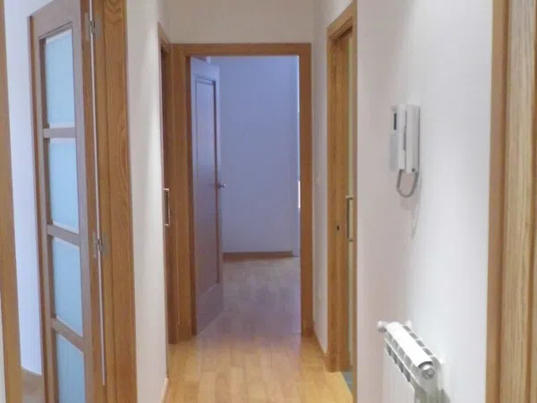 Piso en calle Alta, 3