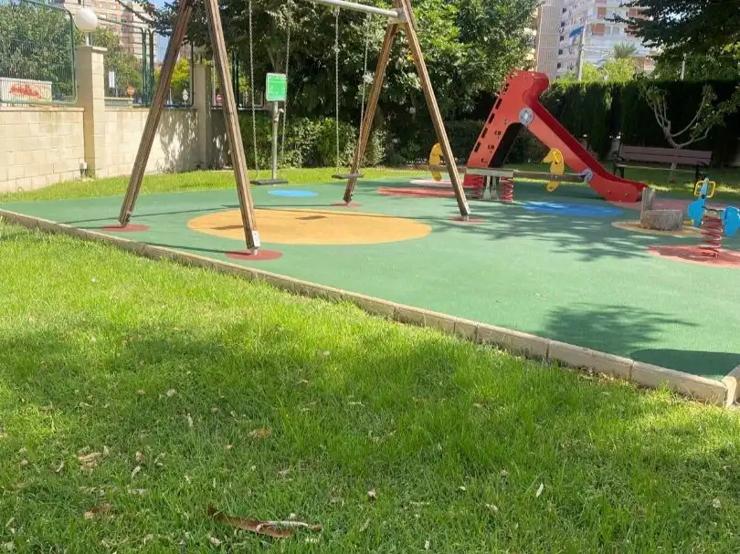 Piso en  Avinguda de les Nacions 11 - Foto 27