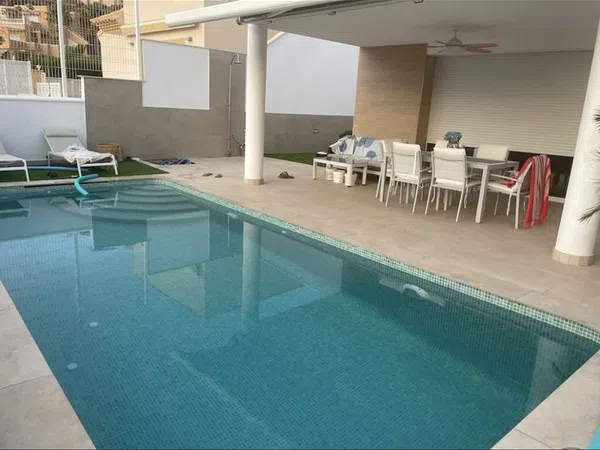 Casa o chalet independiente en Avenida de las Estrellas, 9 - Foto 2