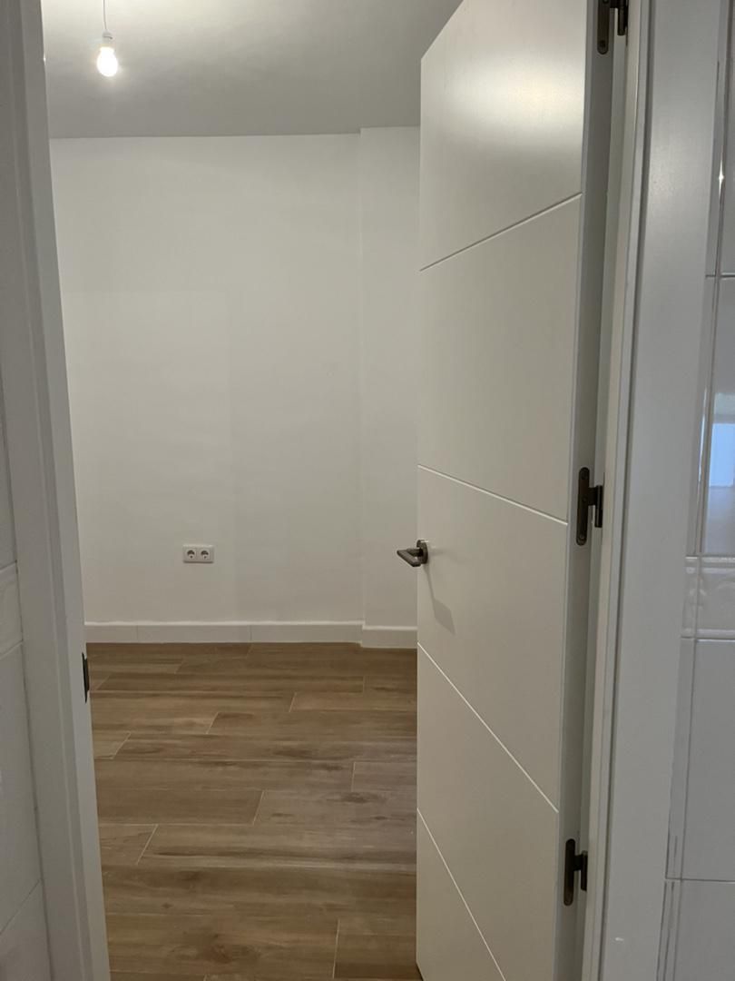 Piso en  Avenida de Medina Azahara 27 - Foto 14