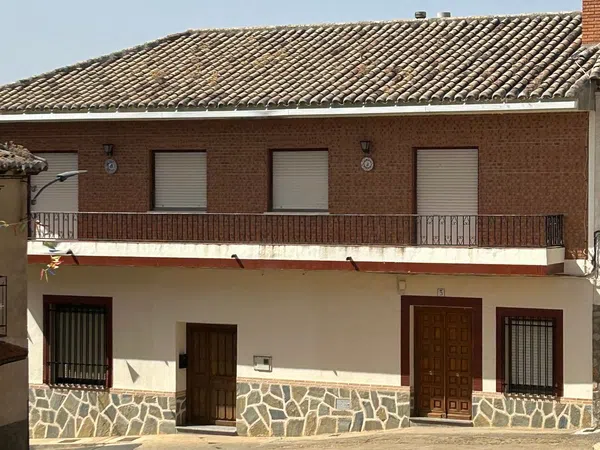 Casa de pueblo en Plaza Fuente de los Tres Caños, 3 - Foto 1
