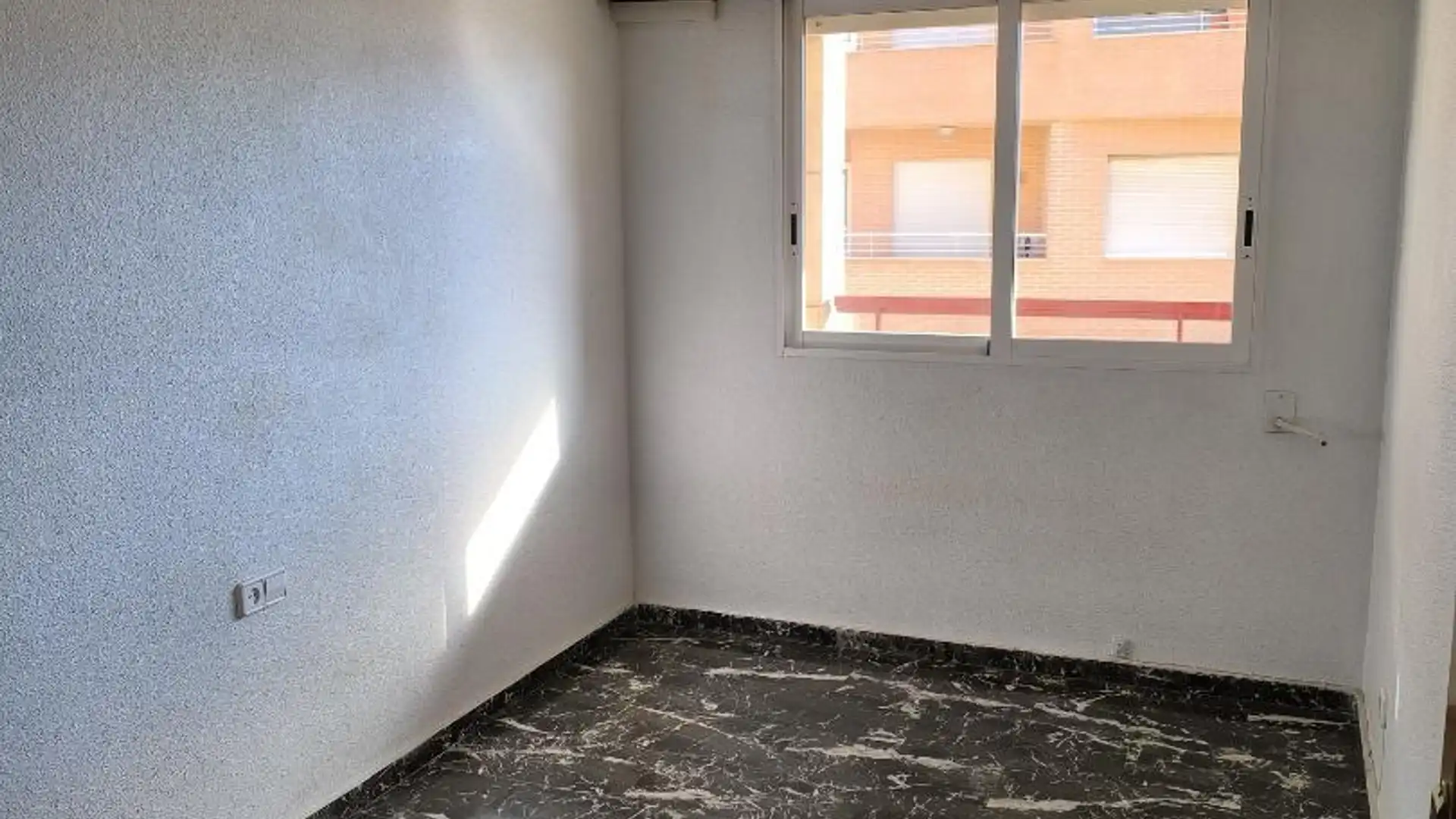 Piso en  Calle Historiador Juan Torres Fontes 13 - Foto 11