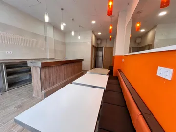 Local comercial en  Carrer de l'Anoia 7 - Foto 3