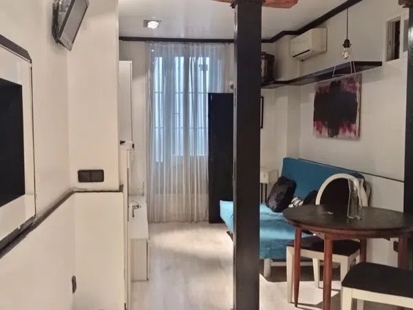 Estudio en calle de Argumosa, 8