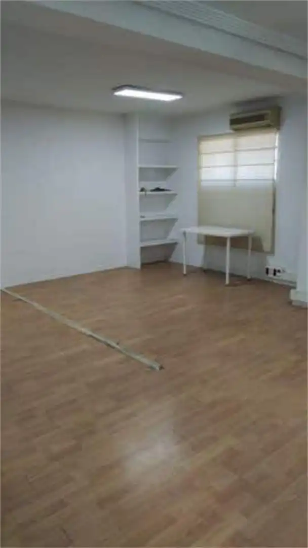 Local comercial en Triana - Foto 5