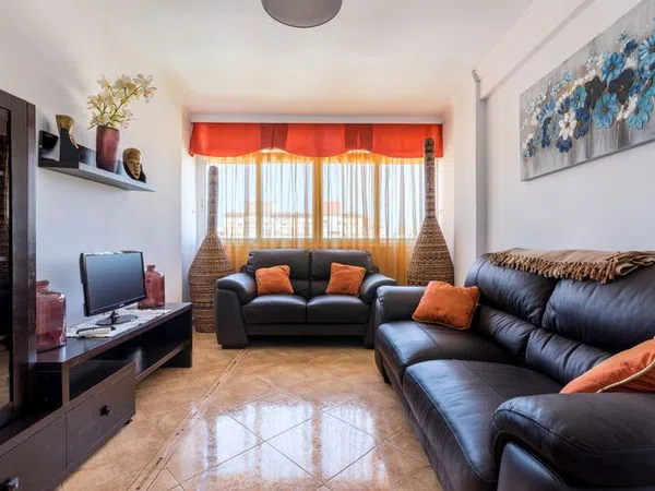 Piso en avenida de Sor Teresa Prat, 56
