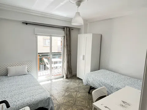 Piso en calle Ávila, 9