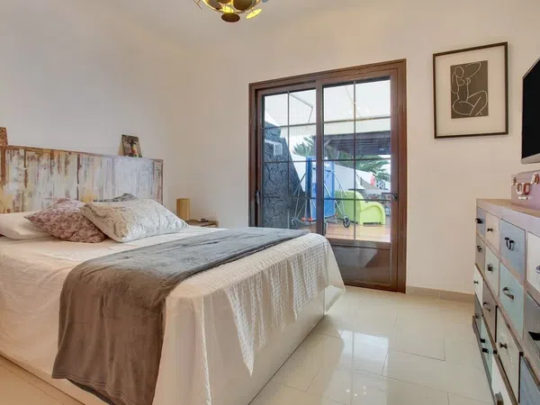 Casa de pueblo en Calle Serbia, 21, Montaña Roja - Foto 1