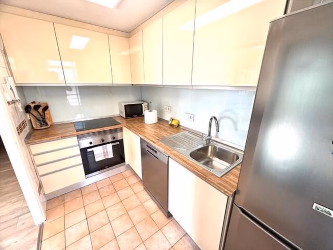 Piso en Enero 750 euros - Foto 4