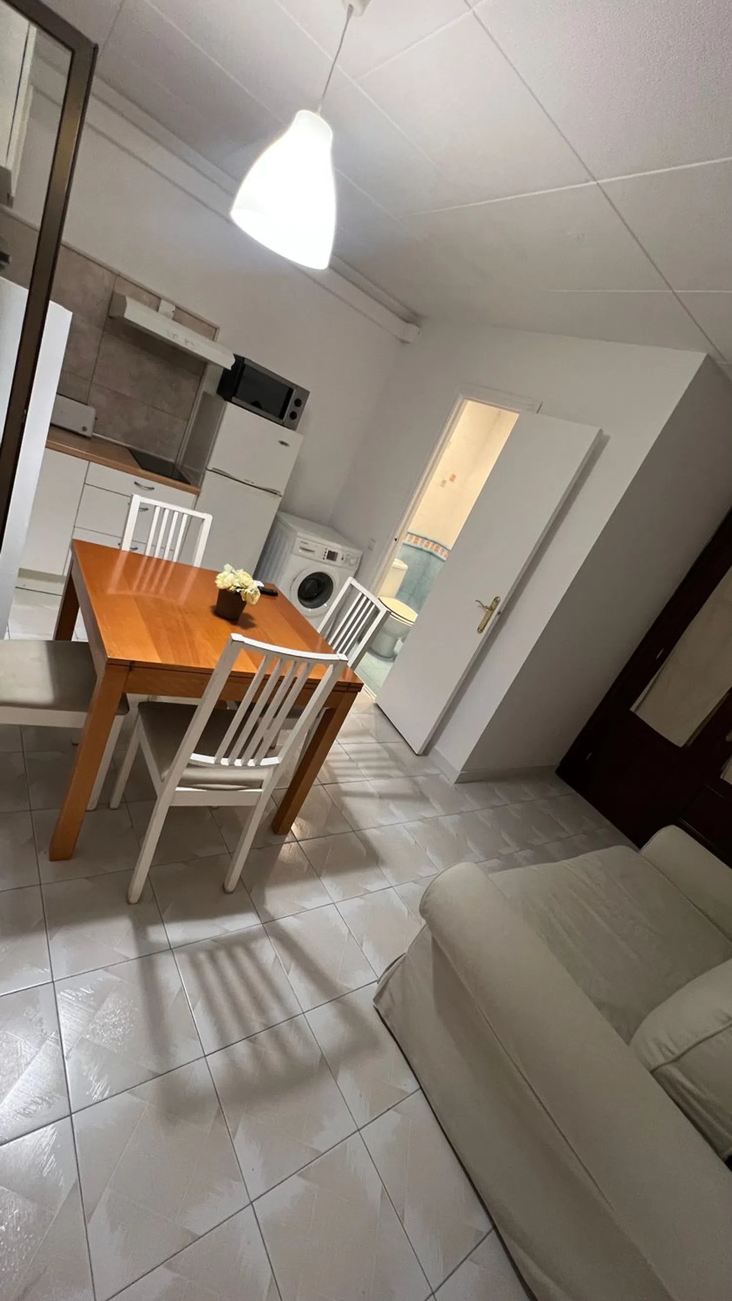 Estudio en calle de n'Amargós, 7 - Foto 2