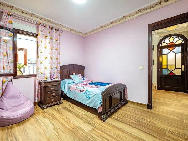 Chalet adosado en Palos de la Frontera - Foto 2