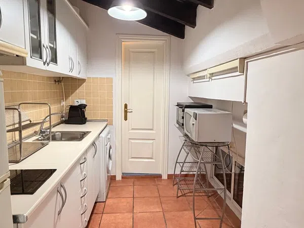 Estudio en calle del Comte de Montornés, 20 - Foto 4