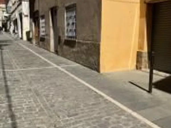 Tienda en traspaso en Calle de Xerric - Foto 2